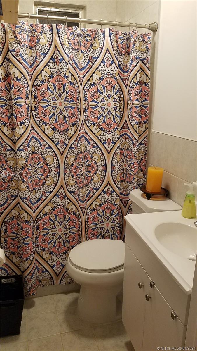 See details / 1454 sq. ft. $ 2021-04-06 0 Photo