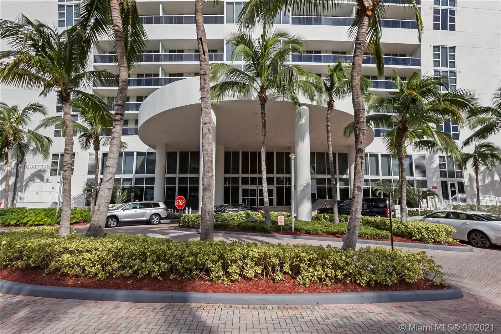 See details 607 3 / 3 1571 sq. ft. $ 2021-01-21 0 Photo