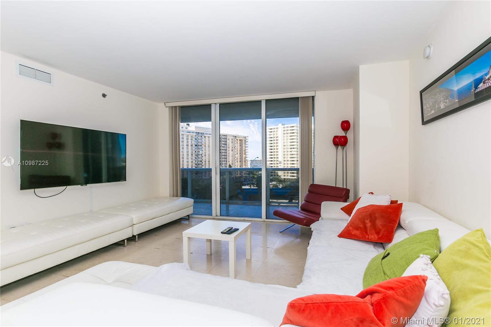 See details 607 3 / 3 1571 sq. ft. $ 2021-01-21 0 Photo