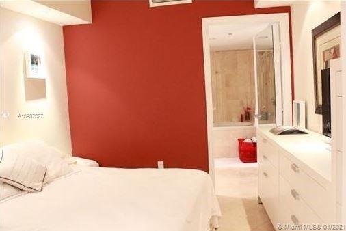 Ver detalles 706 2 / 1 1086 sq. ft. $ 2021-01-21 0 foto