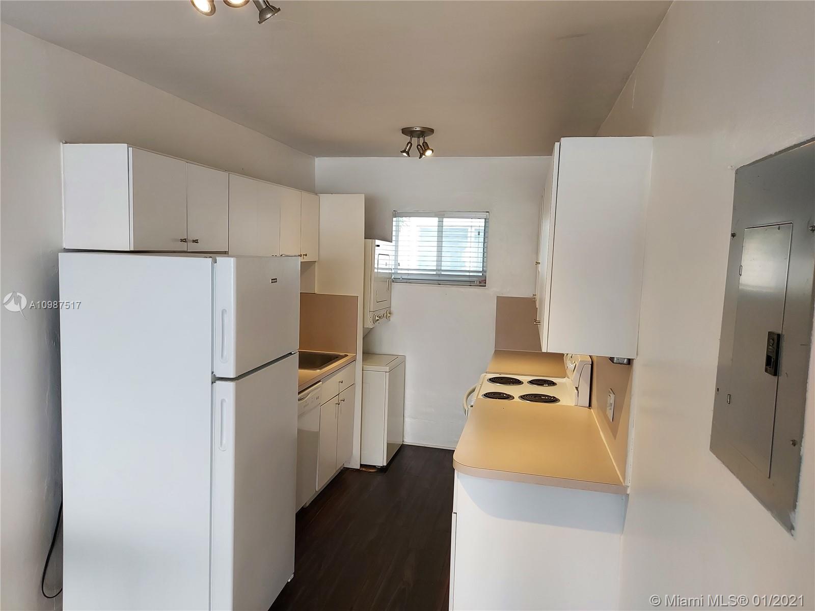 See details / 989 sq. ft. $ 2021-01-22 0 Photo