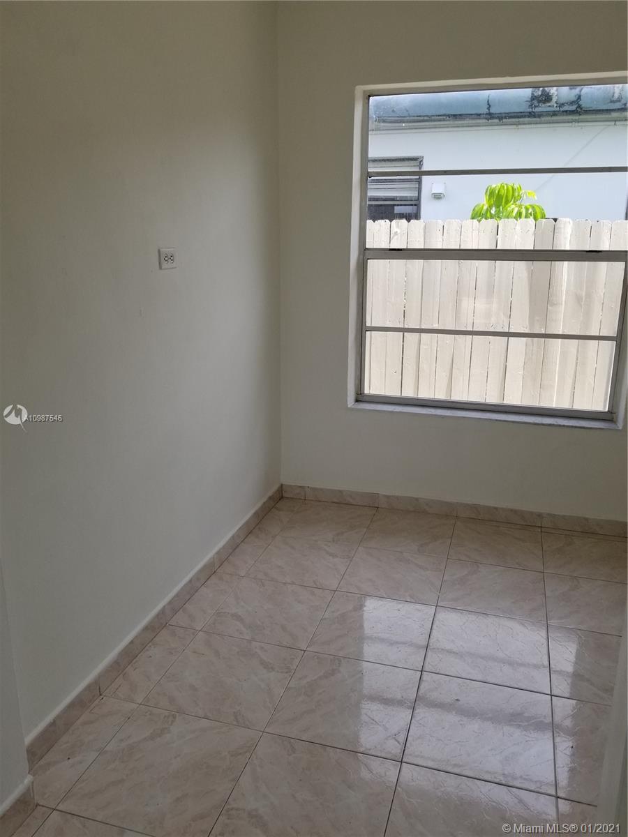 See details / 3020 sq. ft. $ 2021-01-22 0 Photo