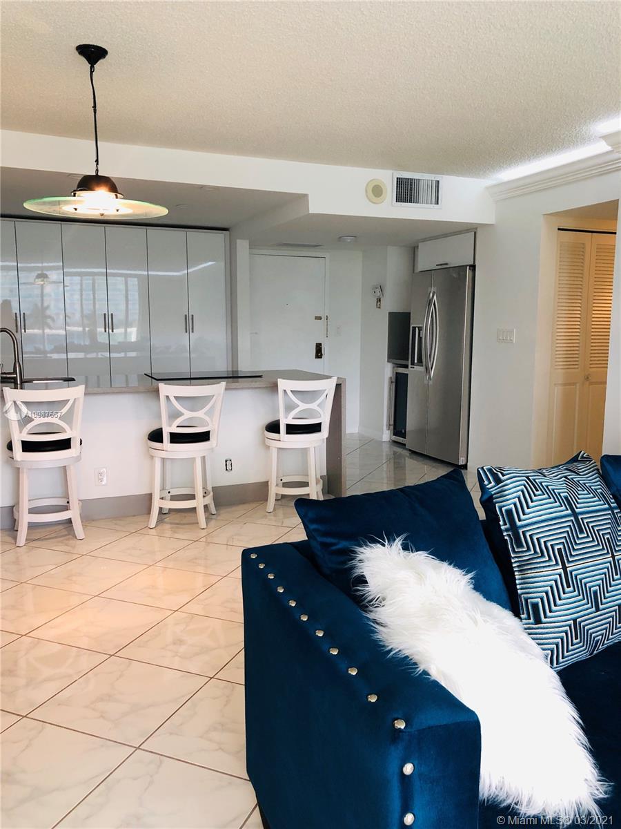 Photo of 3800 Ocean Dr #410, Hollywood, Florida, 33019 - DISHWASHER & ELECTRIC STOVE/OVEN