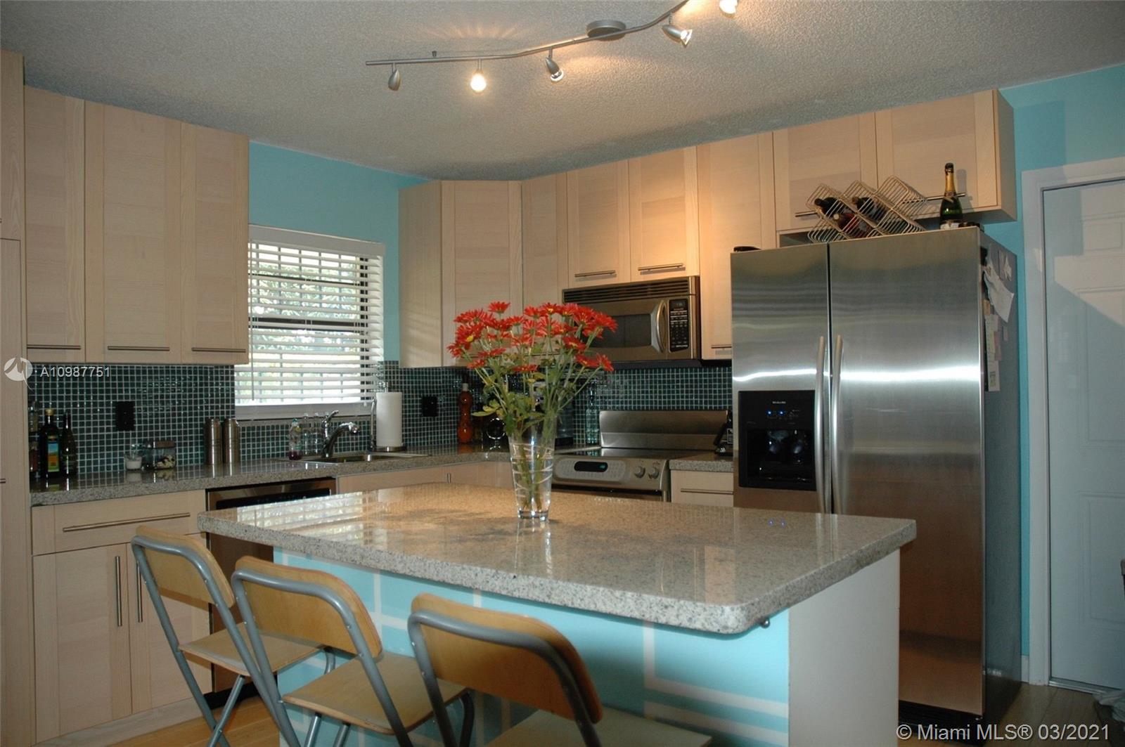 See details / 2997 sq. ft. $ 2021-01-22 0 Photo