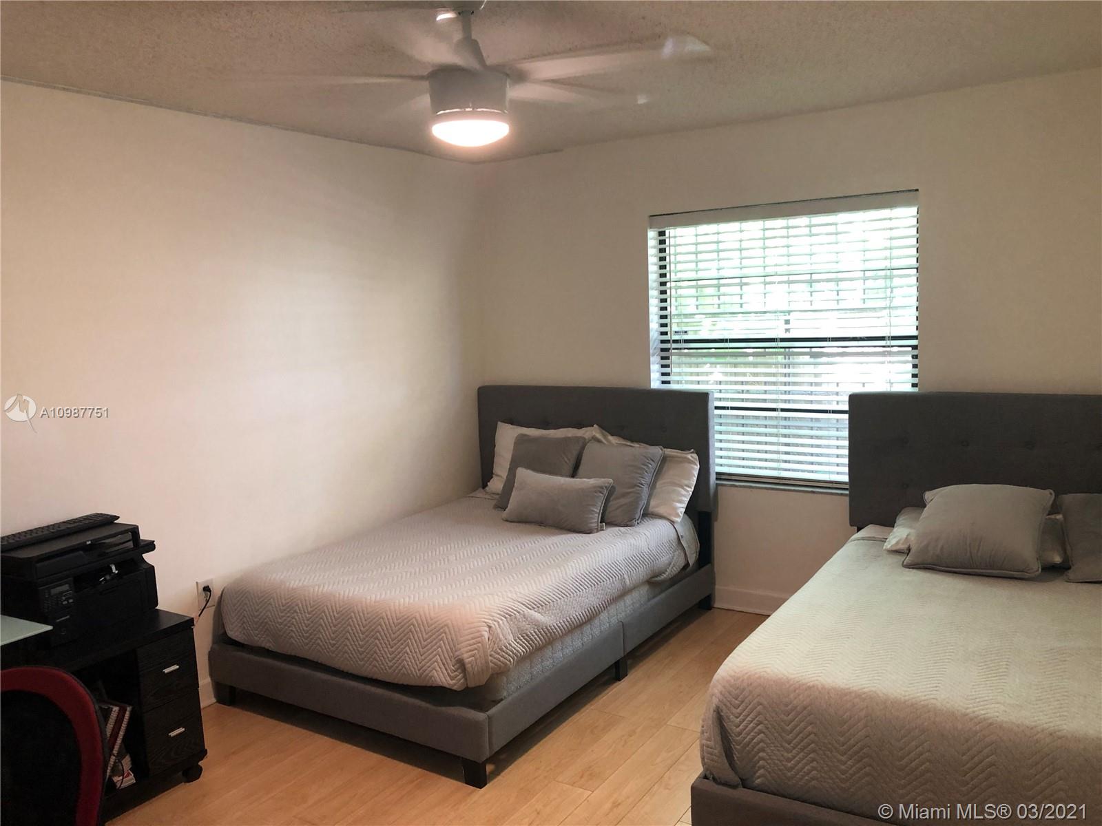 See details / 2997 sq. ft. $ 2021-01-22 0 Photo