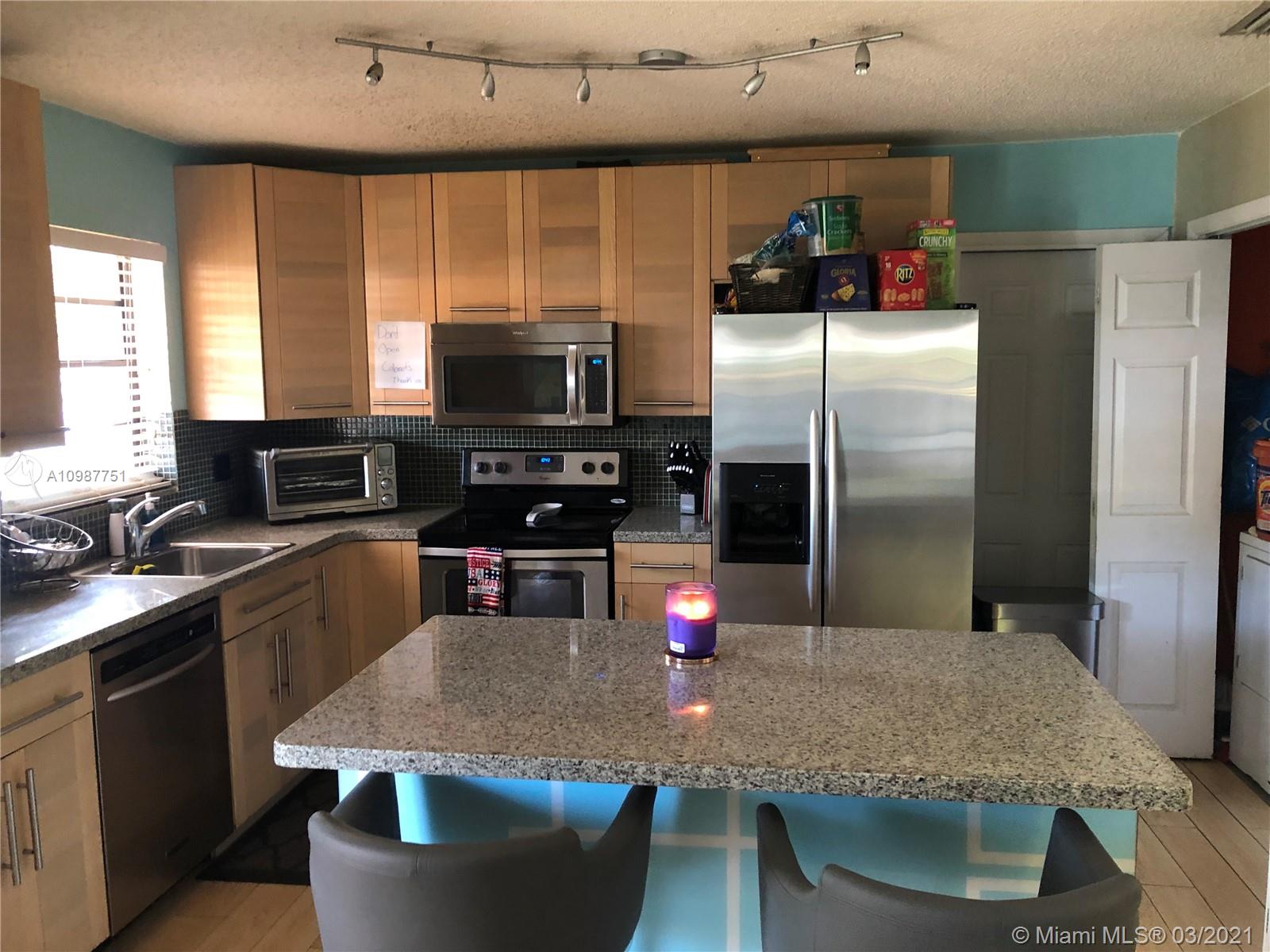 See details / 2997 sq. ft. $ 2021-01-22 0 Photo