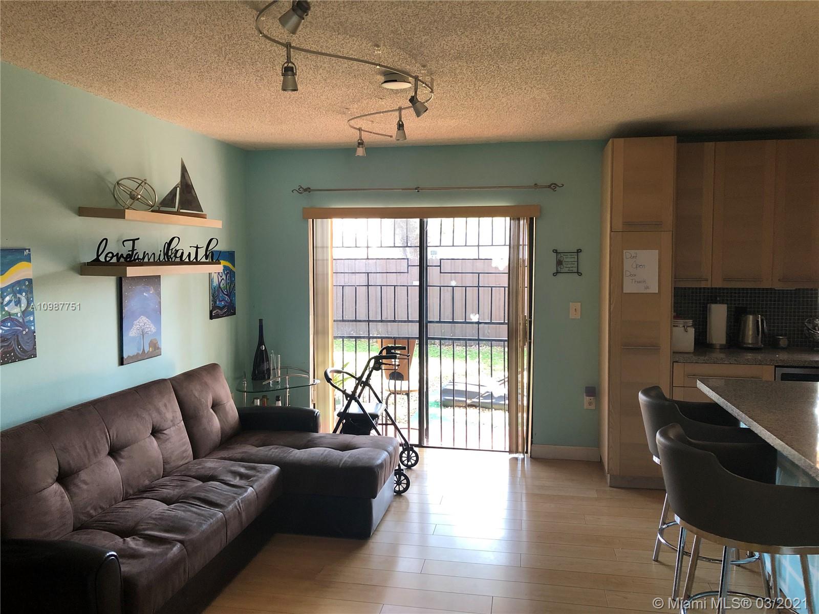 See details / 2997 sq. ft. $ 2021-01-22 0 Photo
