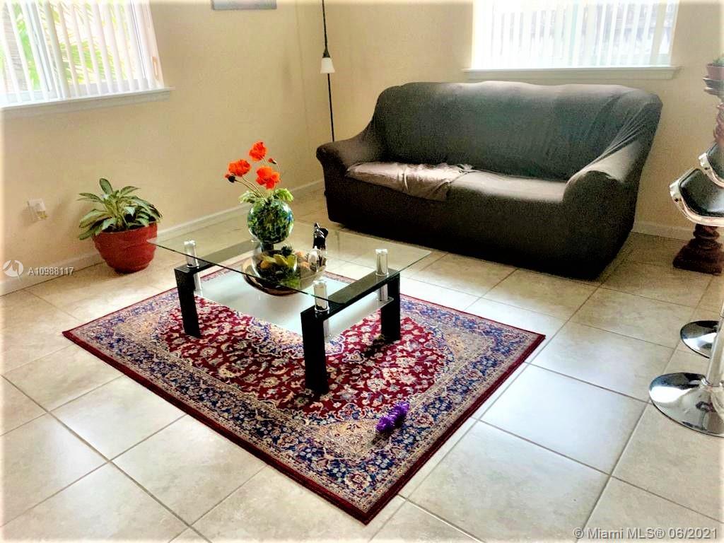 See details / 5580 sq. ft. $ 2021-03-30 0 Photo