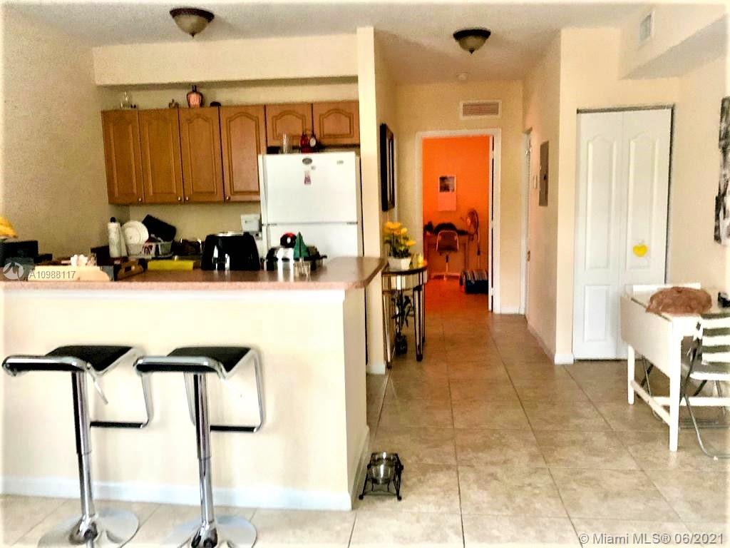 See details / 5580 sq. ft. $ 2021-03-30 0 Photo