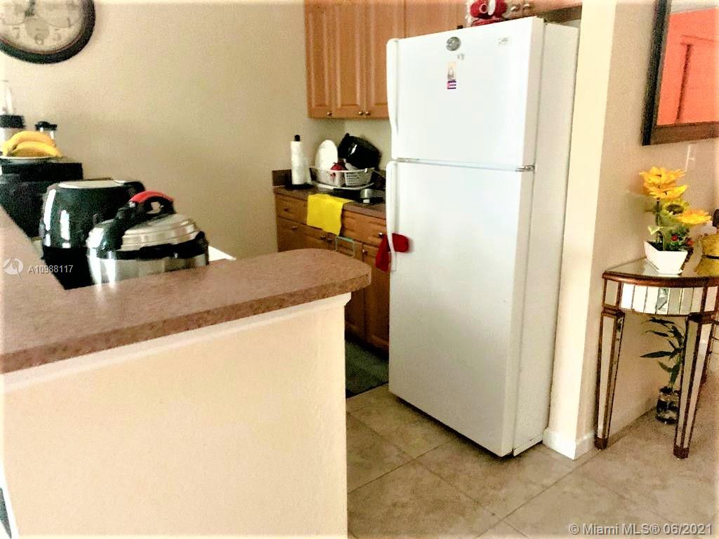 See details / 5580 sq. ft. $ 2021-03-30 0 Photo