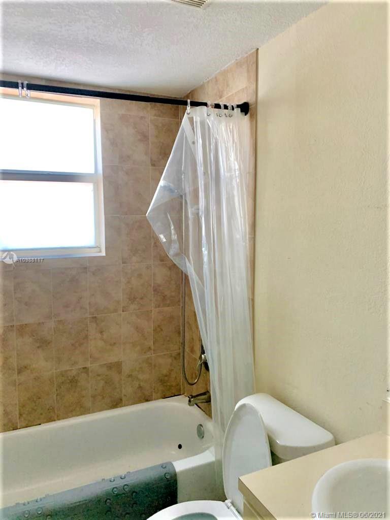 See details / 5580 sq. ft. $ 2021-03-30 0 Photo