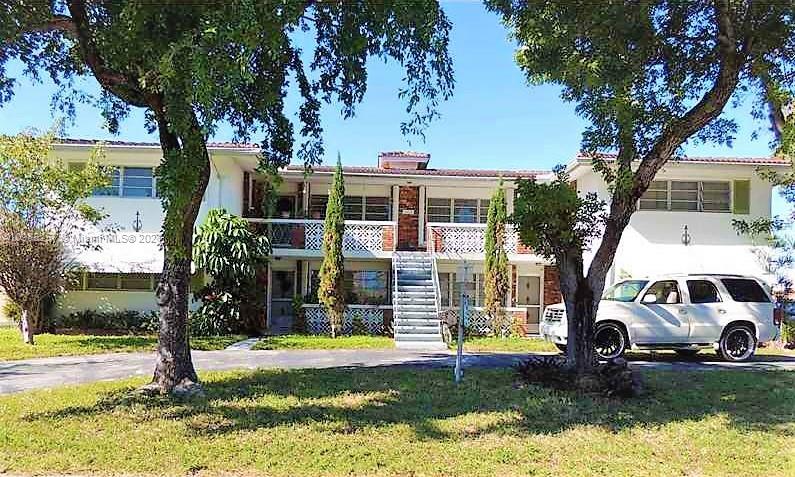 See details / 5208 sq. ft. $ 2021-04-06 0 Photo