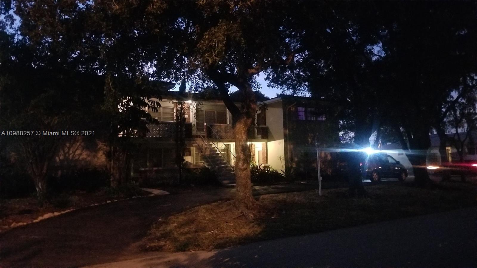 See details / 5208 sq. ft. $ 2021-04-06 0 Photo