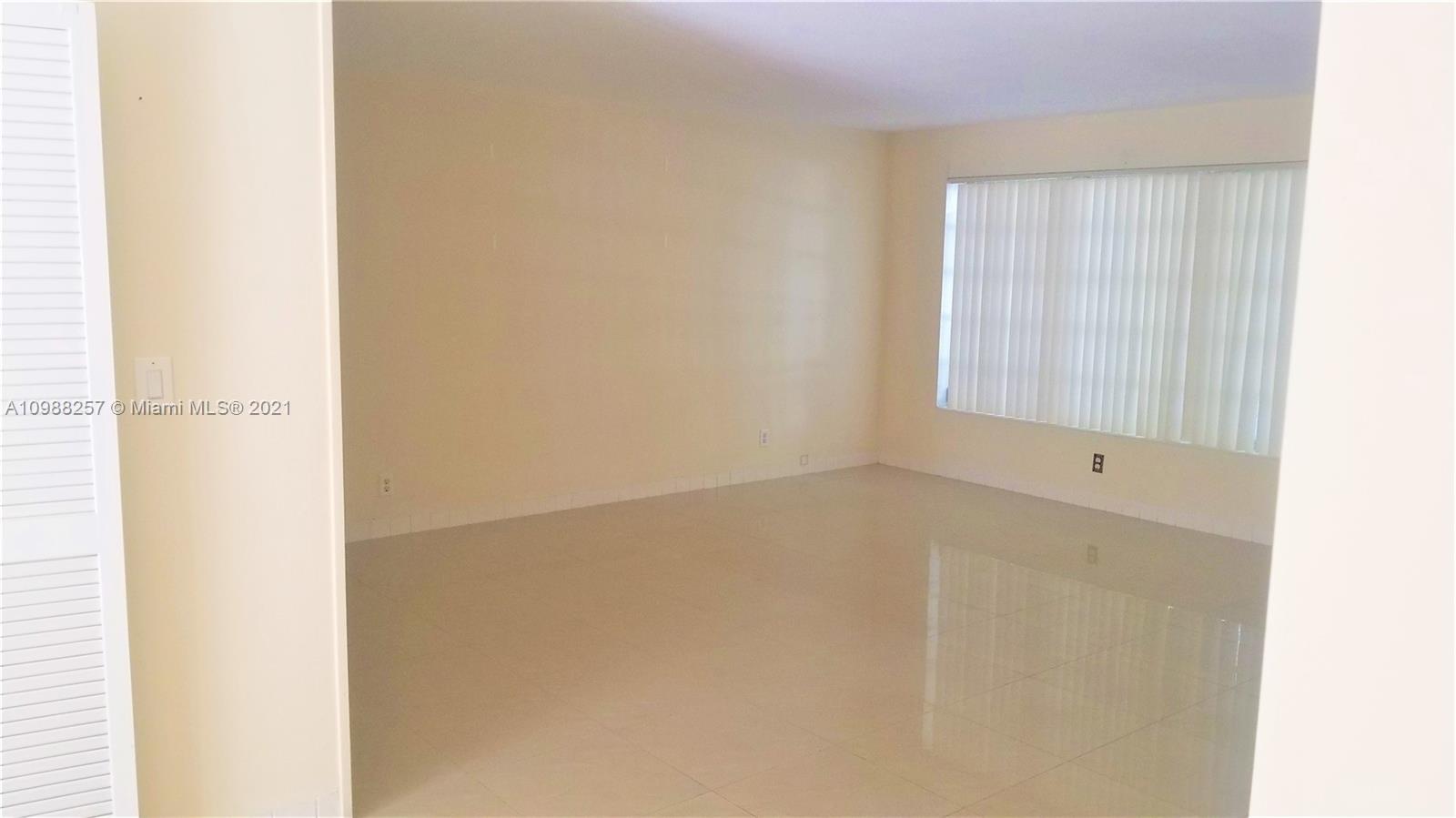 See details / 5208 sq. ft. $ 2021-04-06 0 Photo
