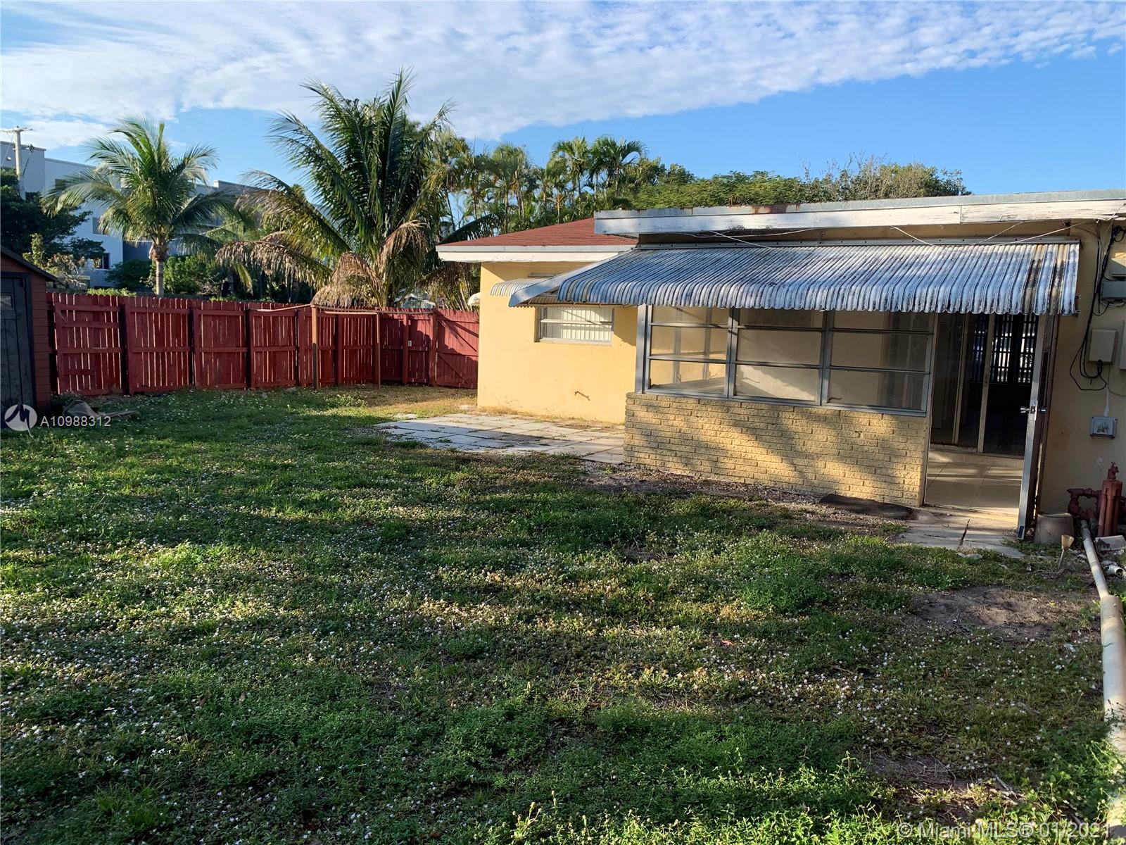 See details / 1938 sq. ft. $ 2021-02-01 0 Photo