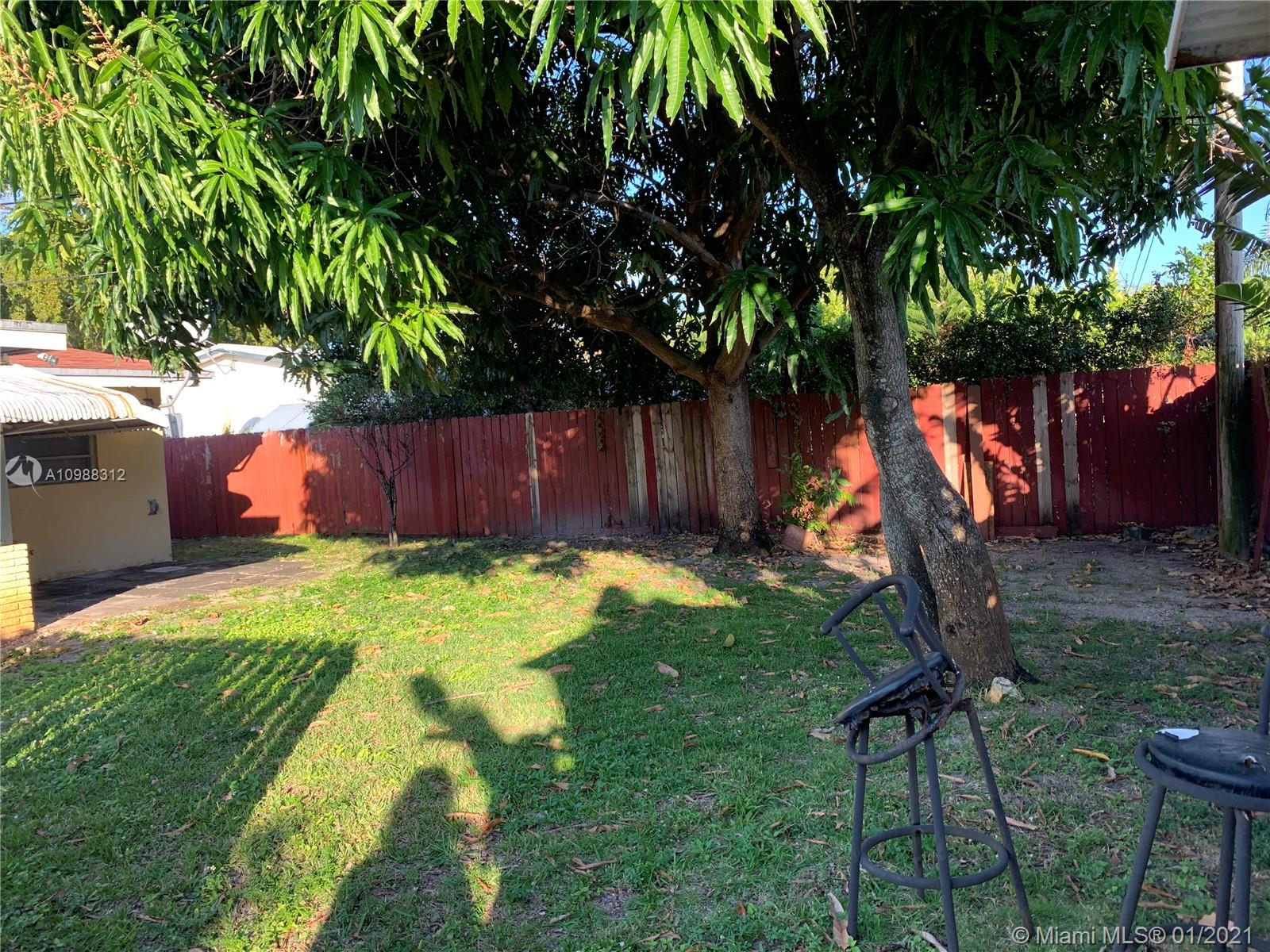 See details / 1938 sq. ft. $ 2021-02-01 0 Photo