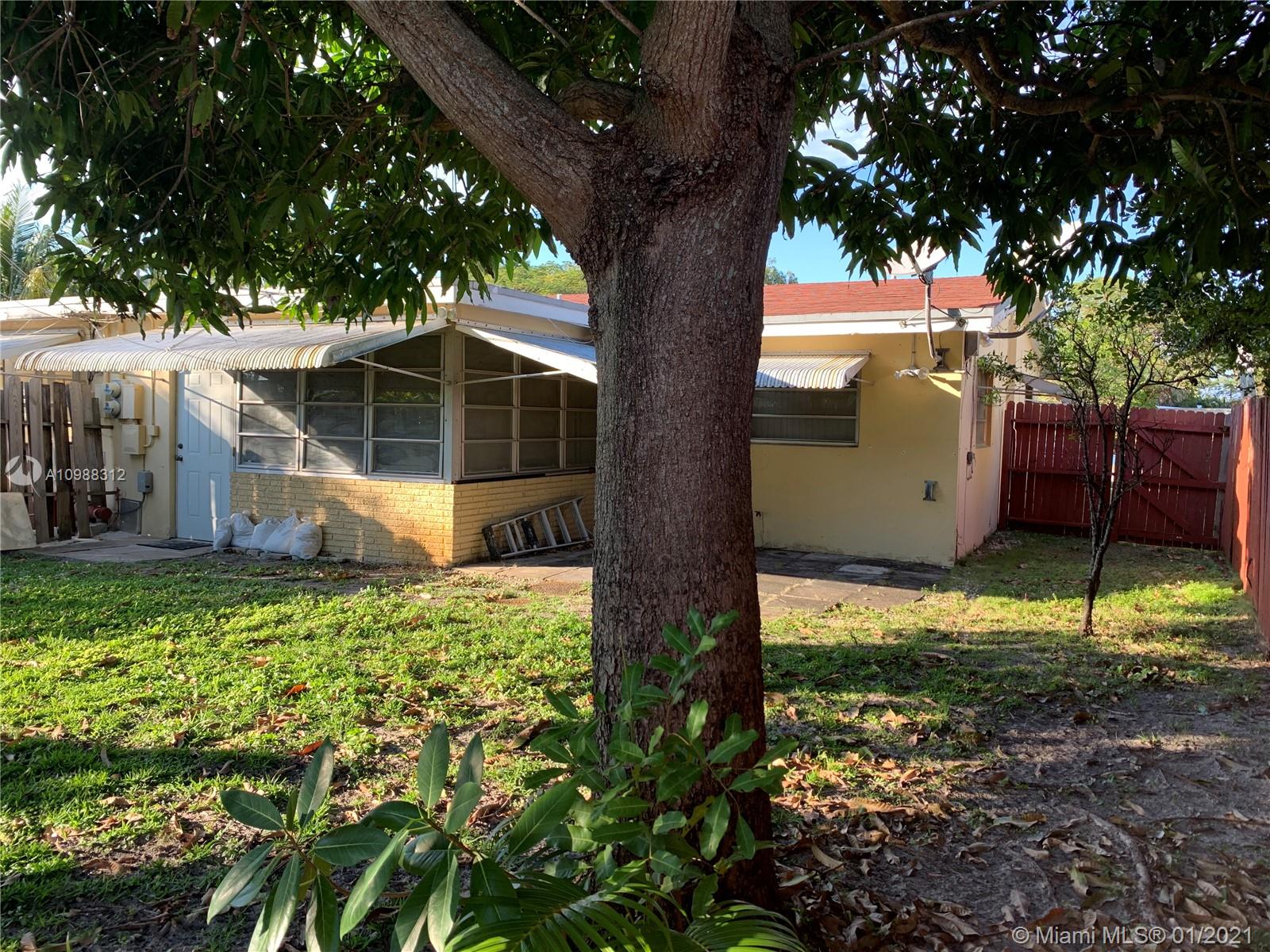 See details / 1938 sq. ft. $ 2021-02-01 0 Photo
