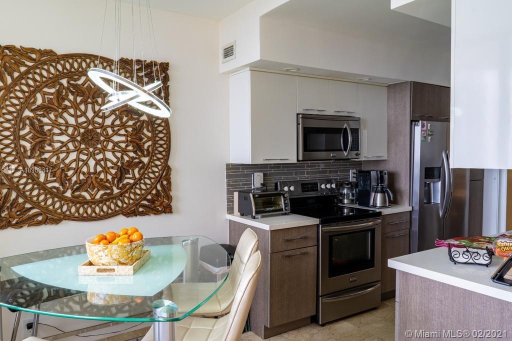Photo of 19355 Turnberry Way #9L, Aventura, Florida, 33180 -