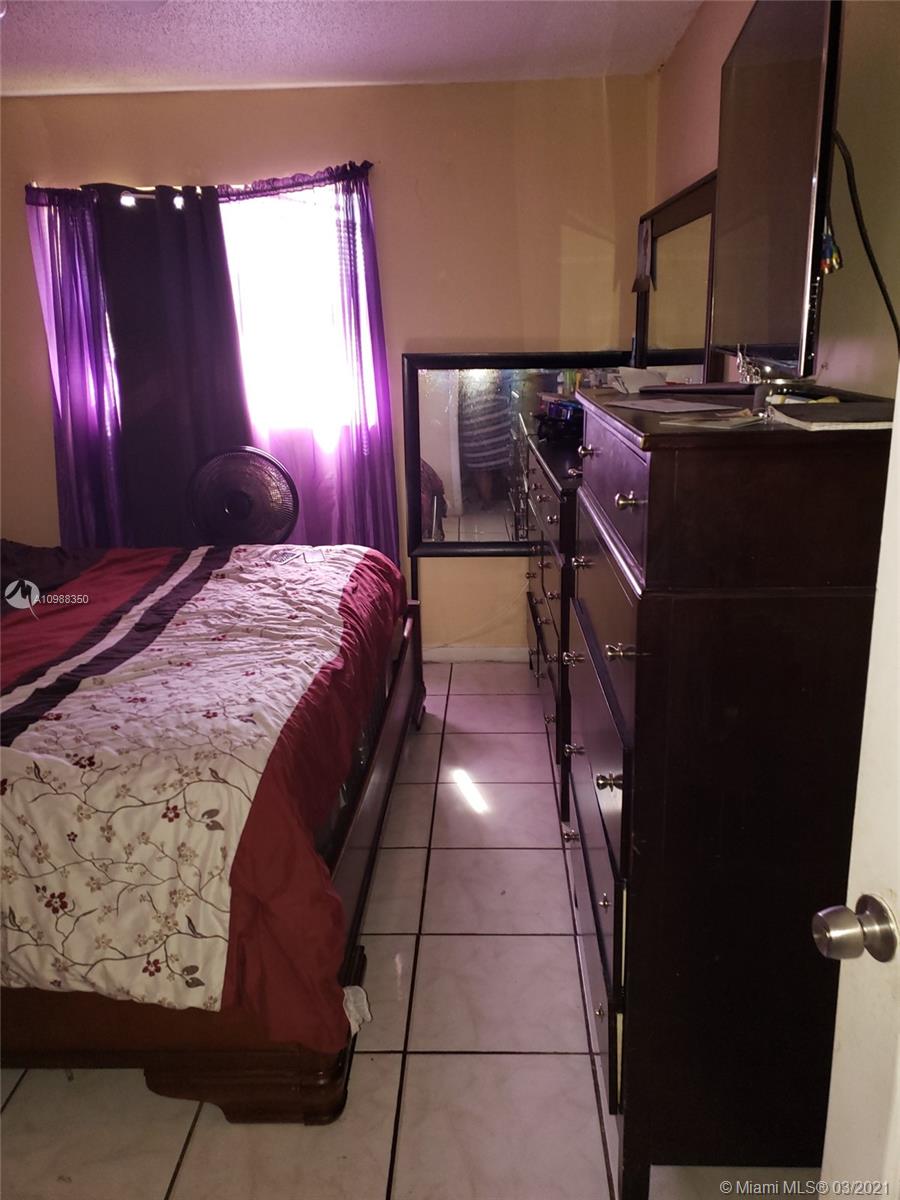 See details / 2060 sq. ft. $ 2021-03-25 0 Photo