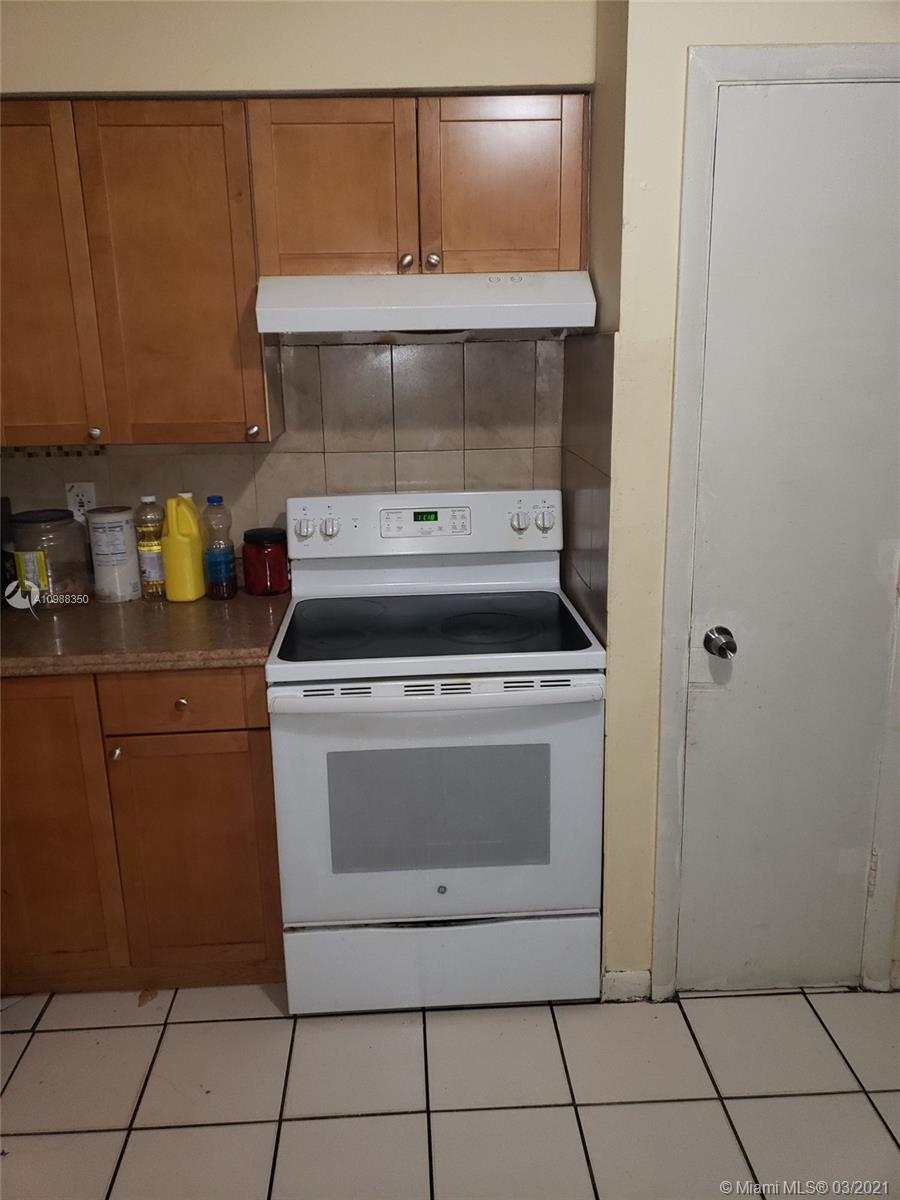 See details / 2060 sq. ft. $ 2021-03-25 0 Photo