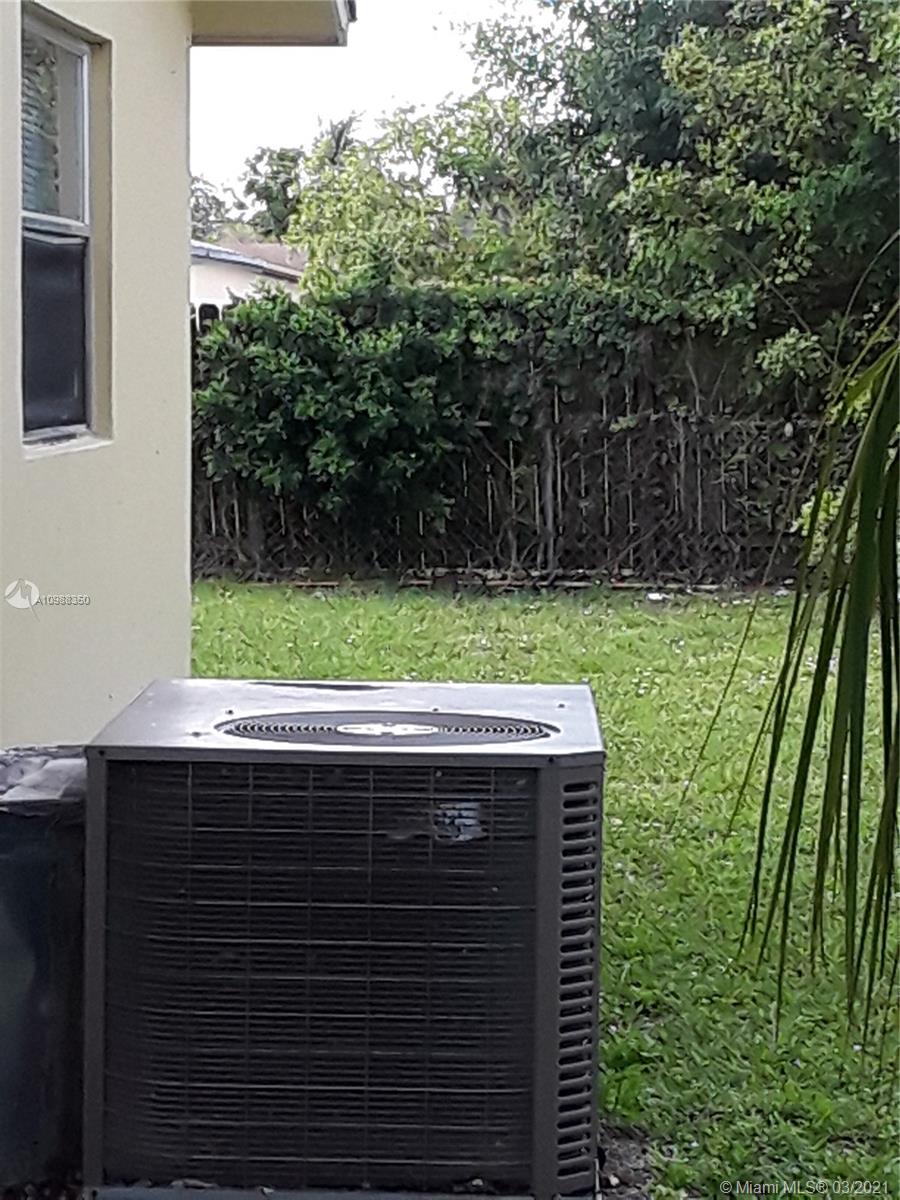See details / 2060 sq. ft. $ 2021-03-25 0 Photo