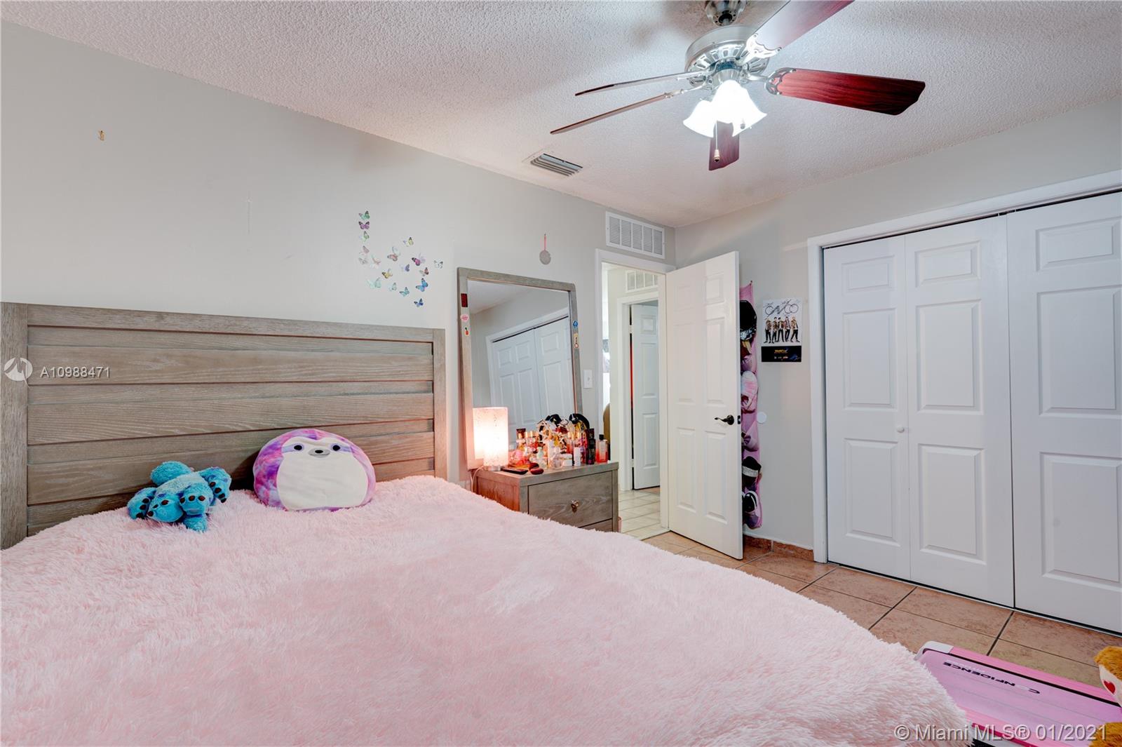 See details / 2102 sq. ft. $ 2021-01-25 0 Photo
