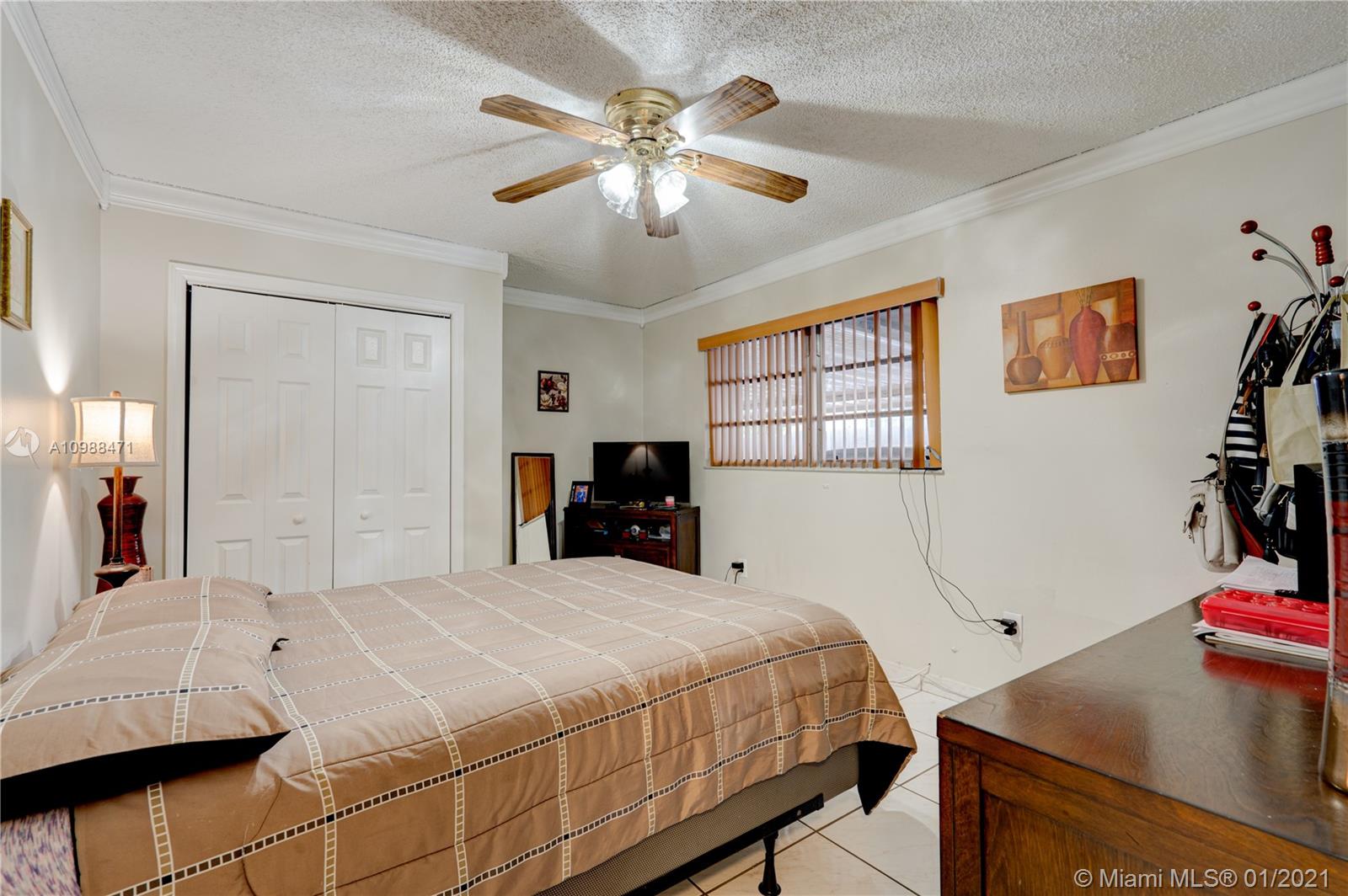See details / 2102 sq. ft. $ 2021-01-25 0 Photo