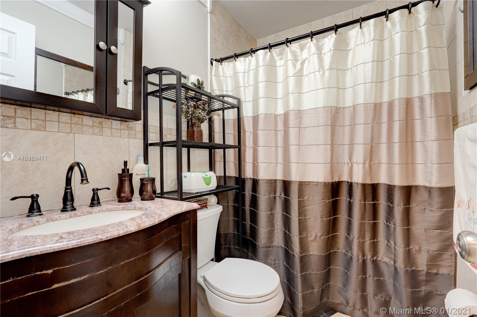 See details / 2102 sq. ft. $ 2021-01-25 0 Photo