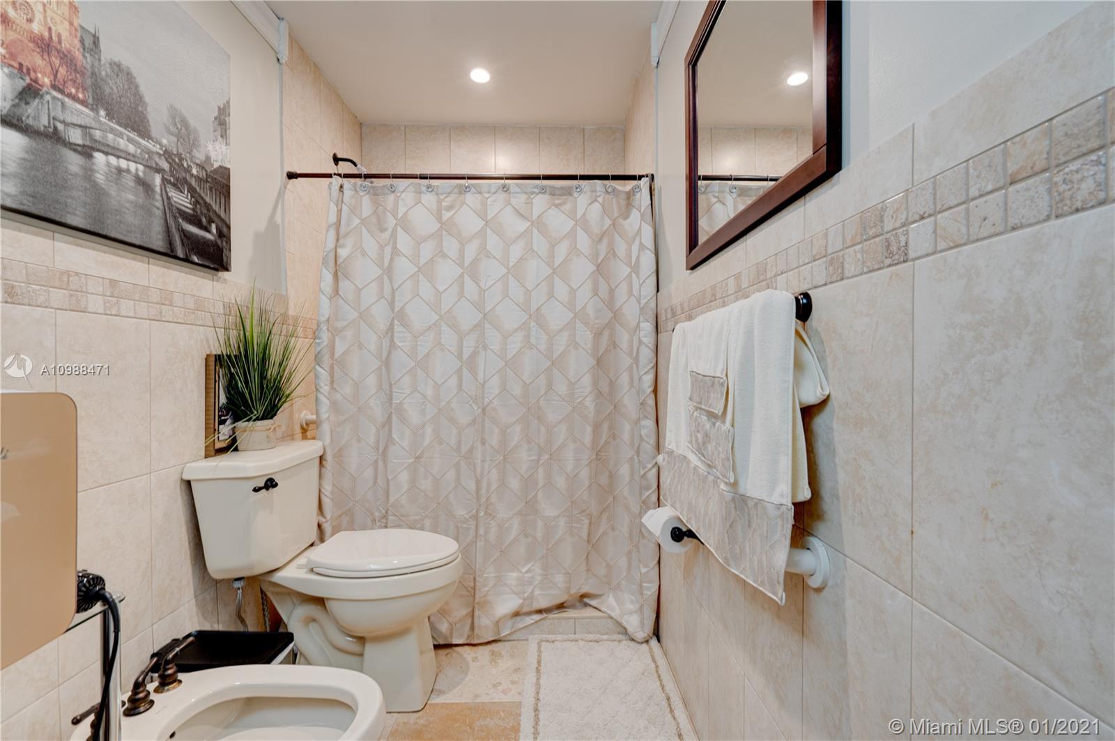 See details / 2102 sq. ft. $ 2021-01-25 0 Photo
