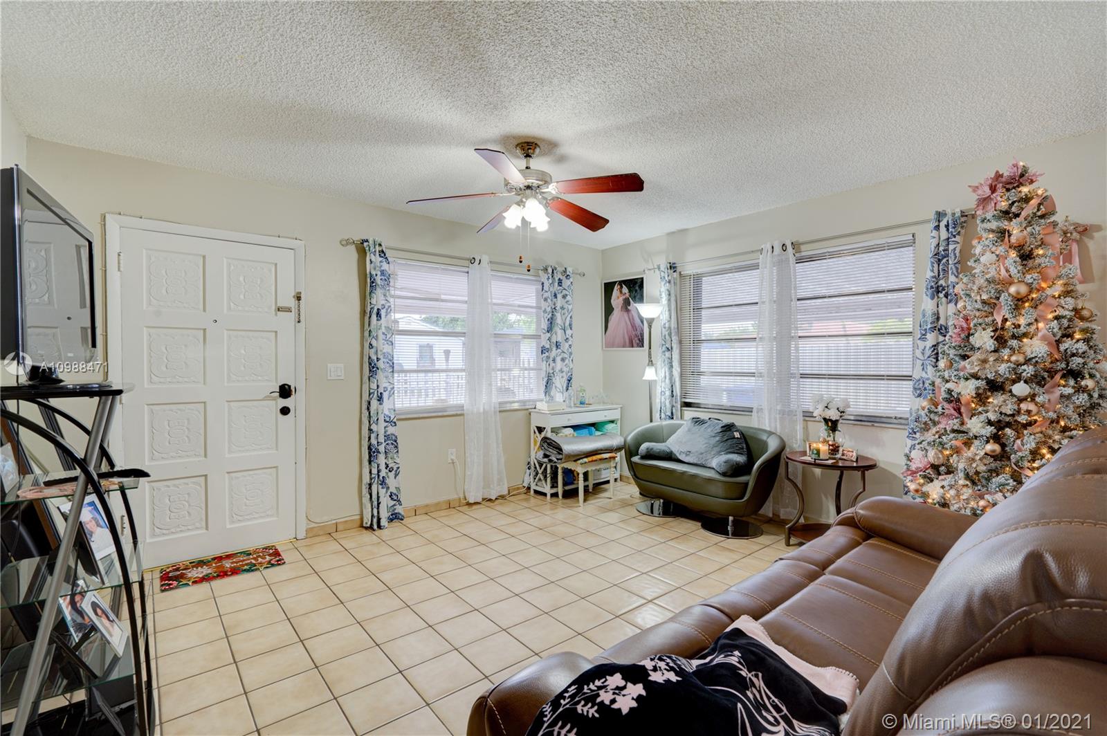 See details / 2102 sq. ft. $ 2021-01-25 0 Photo
