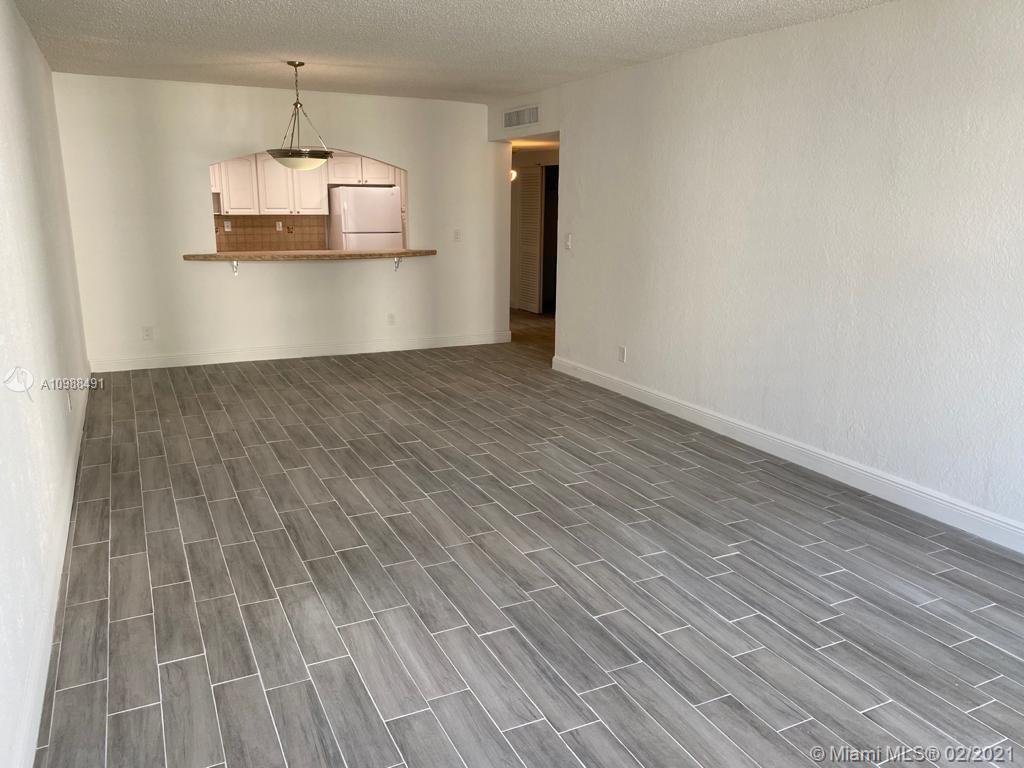 Photo of 19390 Collins Ave #614, Sunny Isles Beach, Florida, 33160 -