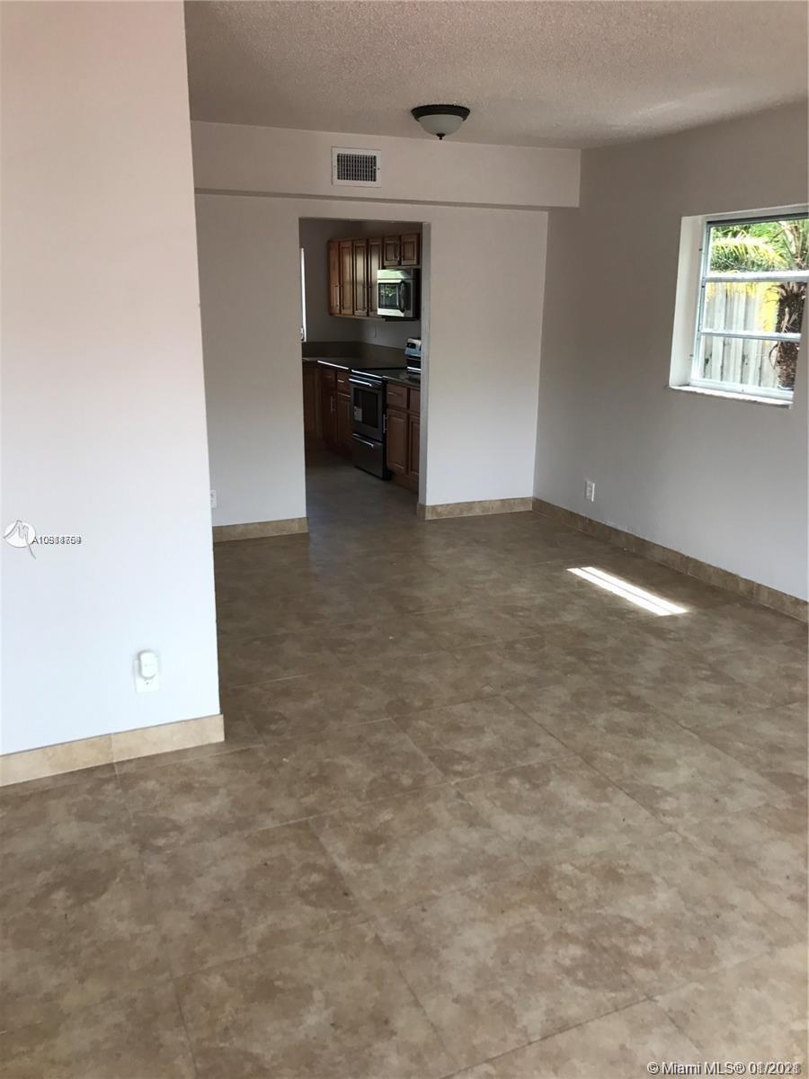 See details / 1460 sq. ft. $ 2021-01-25 0 Photo