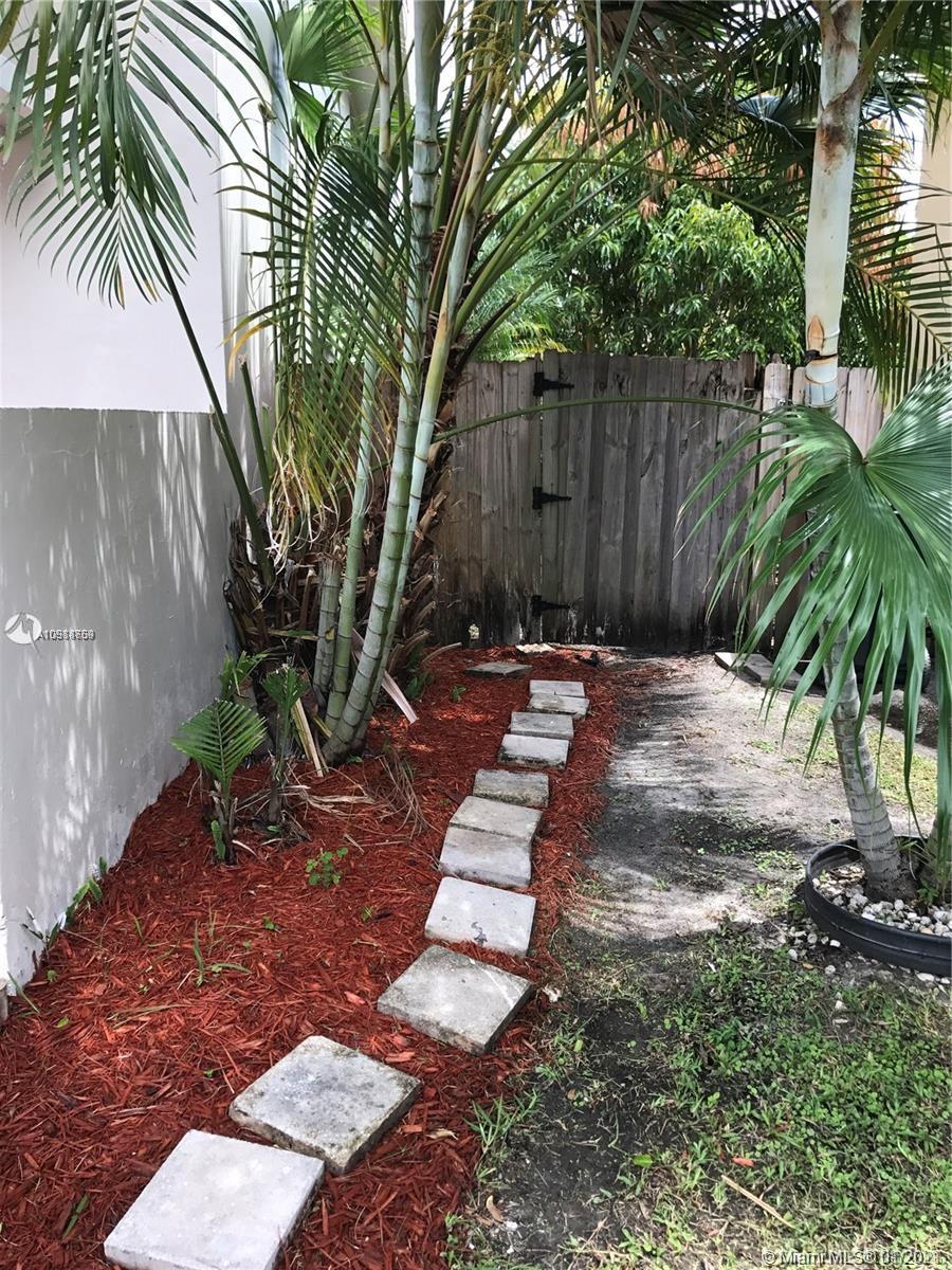 See details / 1460 sq. ft. $ 2021-01-25 0 Photo