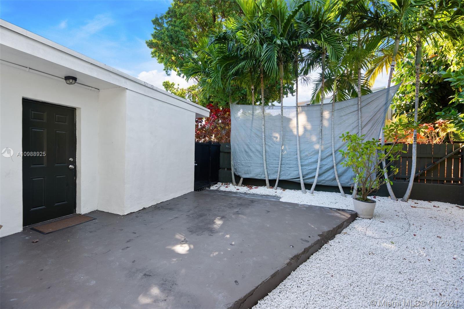 See details / 2389 sq. ft. $ 2021-01-25 0 Photo