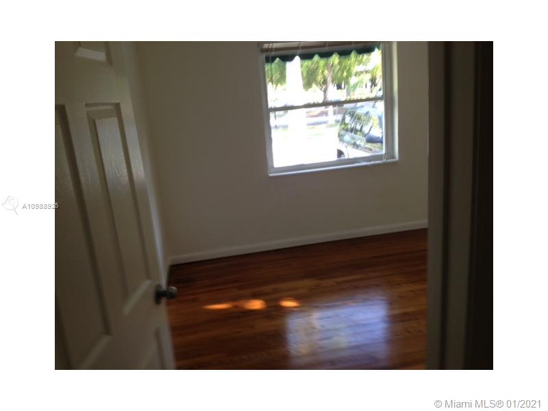 See details / 2389 sq. ft. $ 2021-01-25 0 Photo
