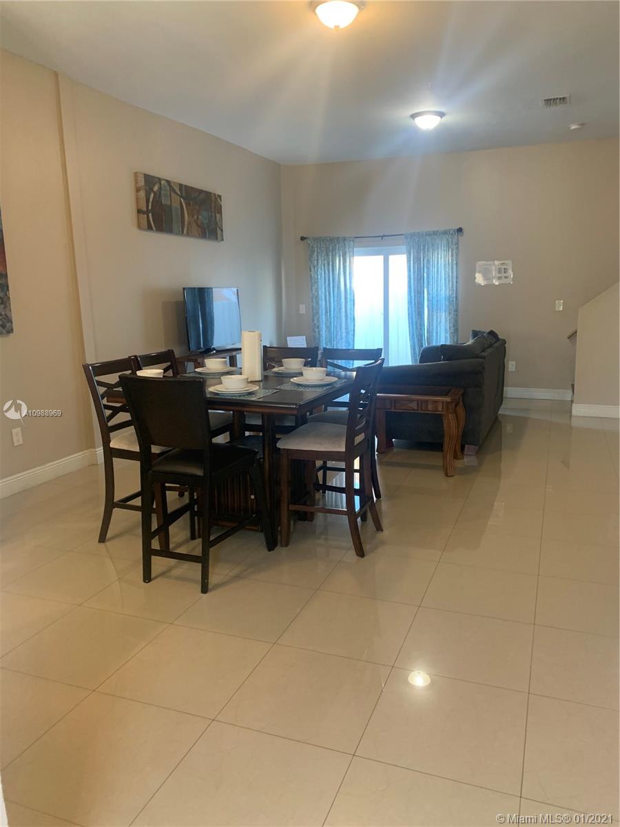 See details / 3679 sq. ft. $ 2021-01-25 0 Photo