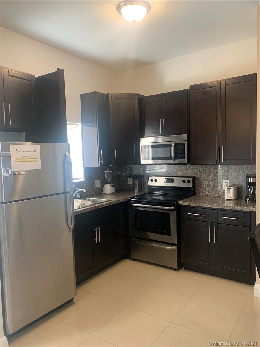 See details / 3679 sq. ft. $ 2021-01-25 0 Photo