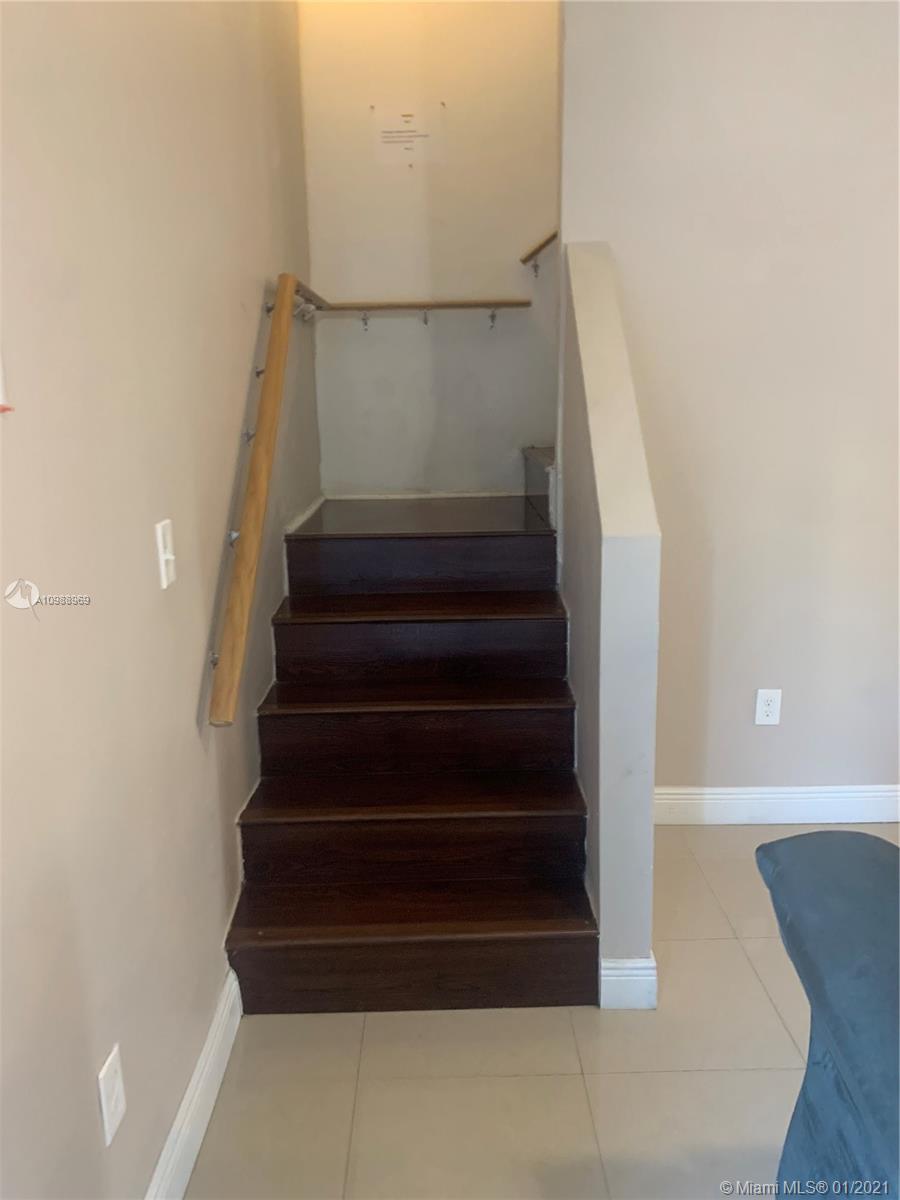 See details / 3679 sq. ft. $ 2021-01-25 0 Photo