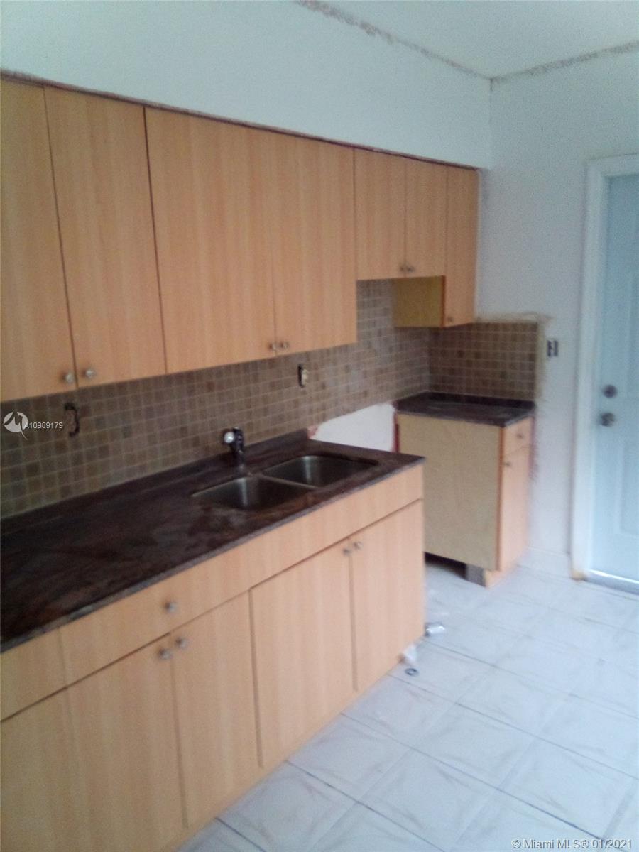 See details / 1820 sq. ft. $ 2021-02-13 0 Photo