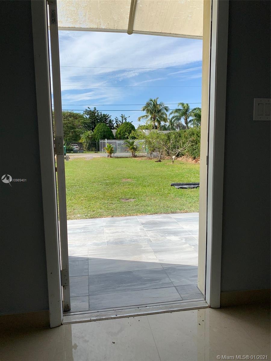 See details / 1703 sq. ft. $ 2021-01-26 0 Photo
