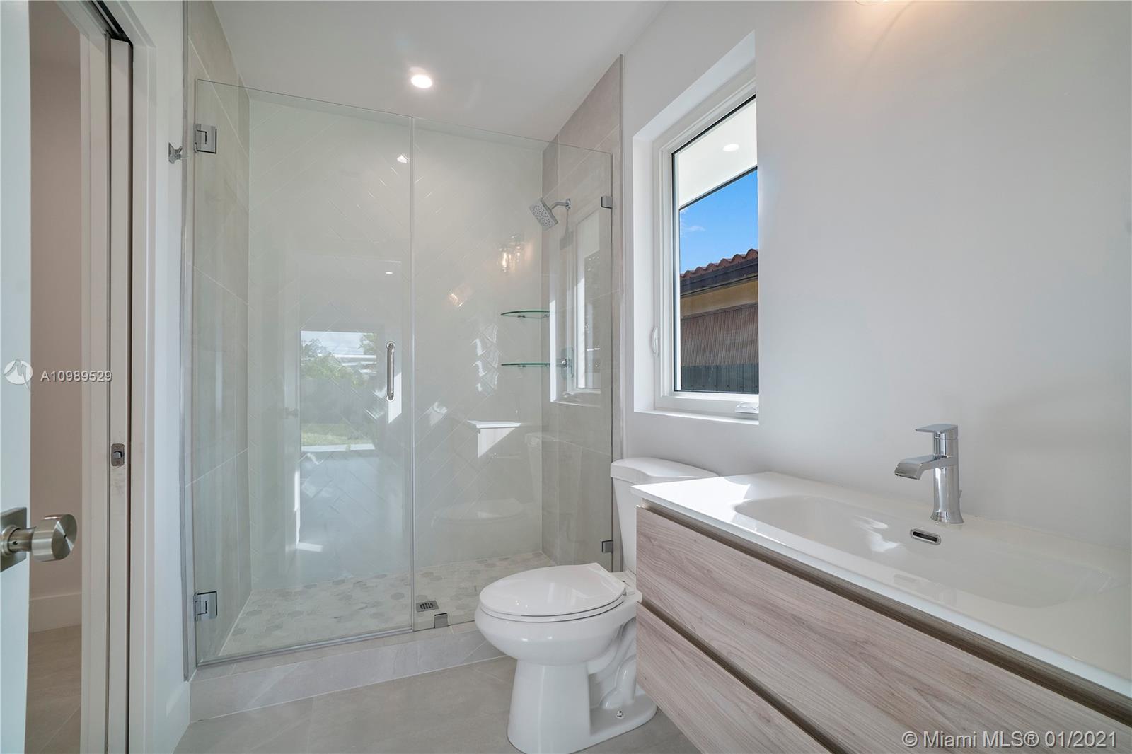 See details / 1594 sq. ft. $ 2021-01-26 0 Photo