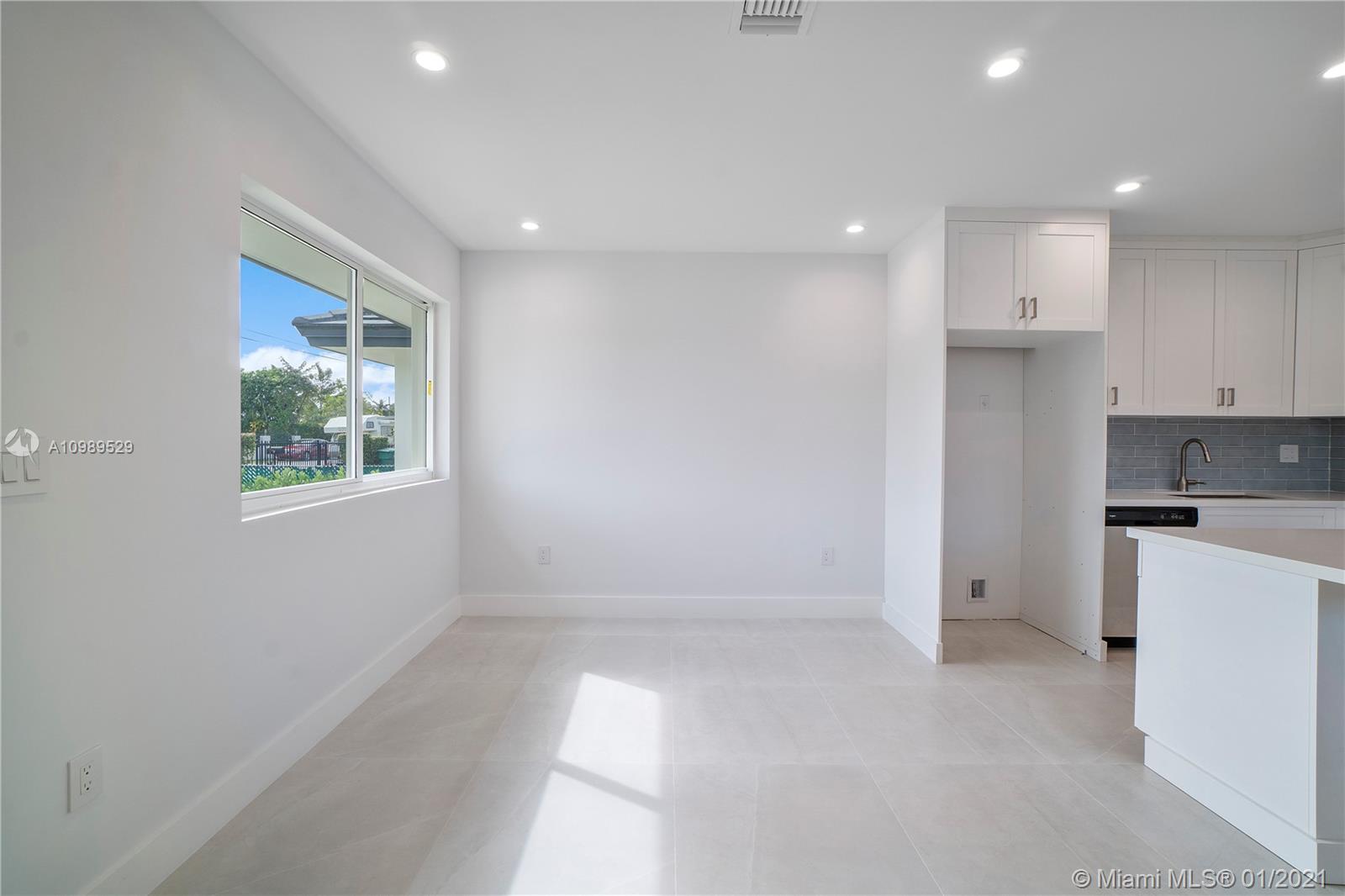See details / 1594 sq. ft. $ 2021-01-26 0 Photo