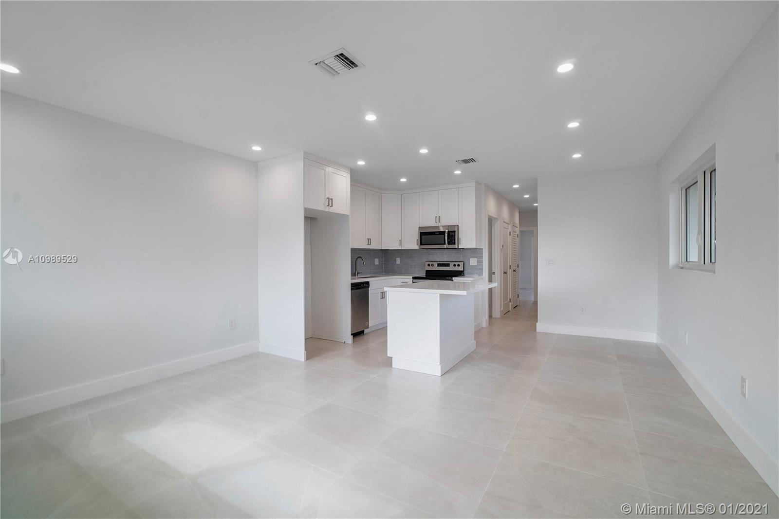 See details / 1594 sq. ft. $ 2021-01-26 0 Photo
