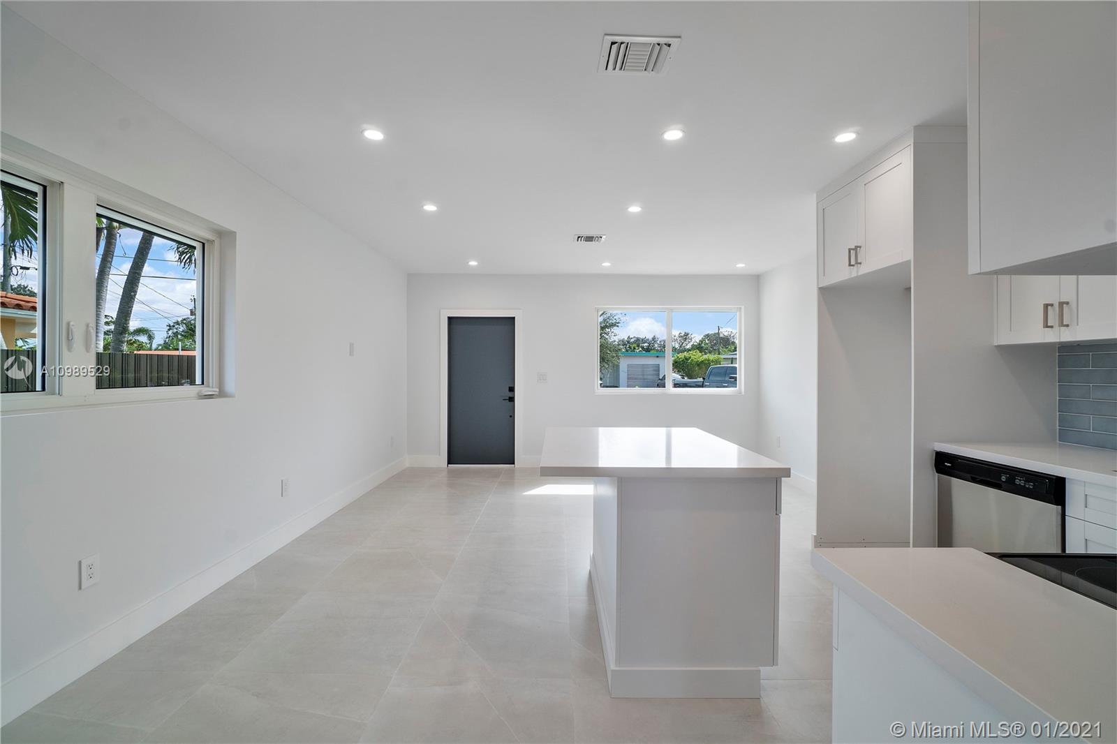 See details / 1594 sq. ft. $ 2021-01-26 0 Photo