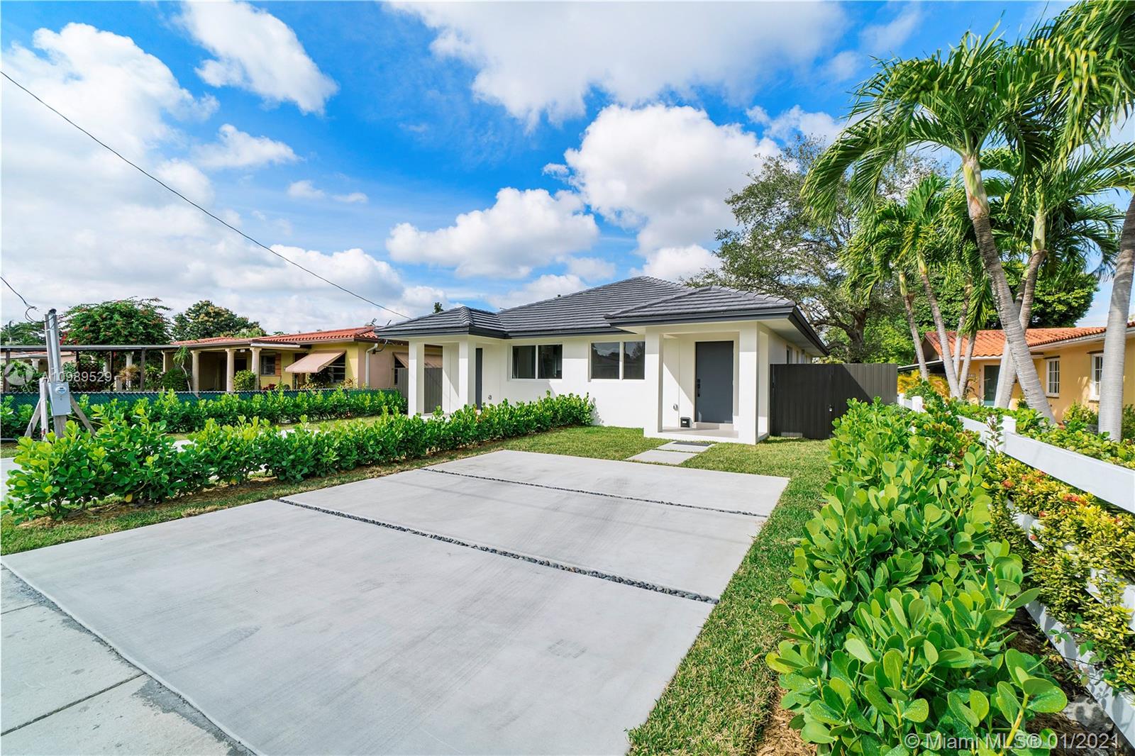See details / 1594 sq. ft. $ 2021-01-26 0 Photo