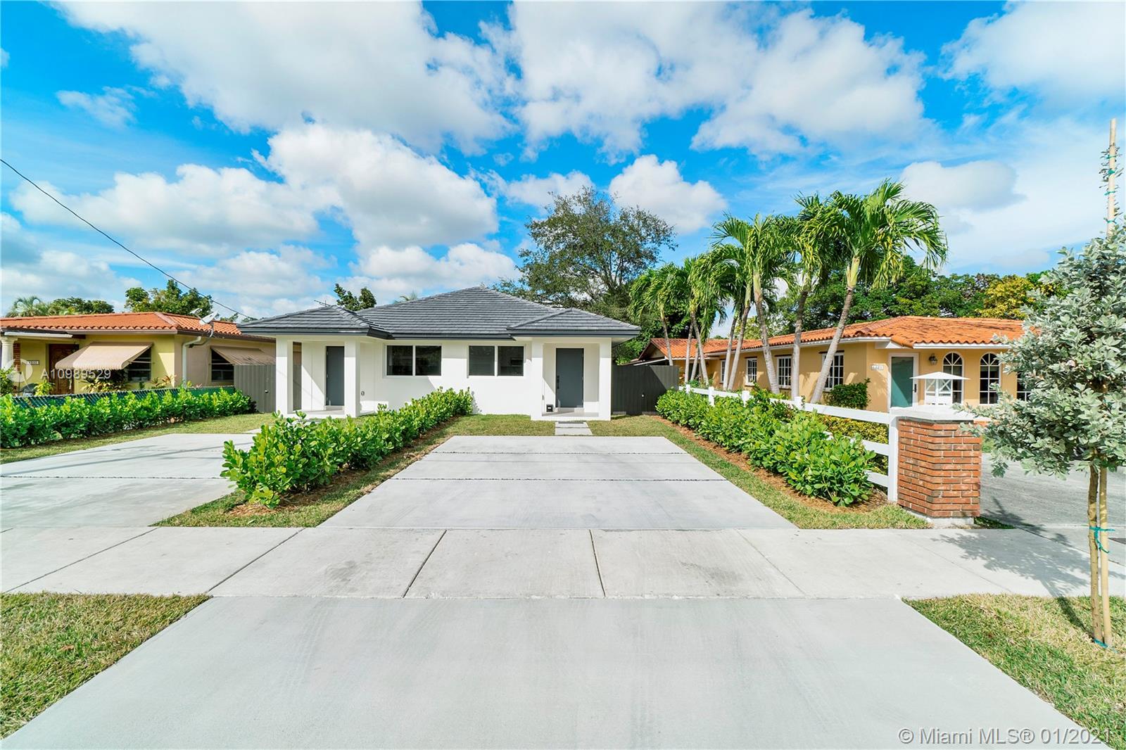 See details / 1594 sq. ft. $ 2021-01-26 0 Photo