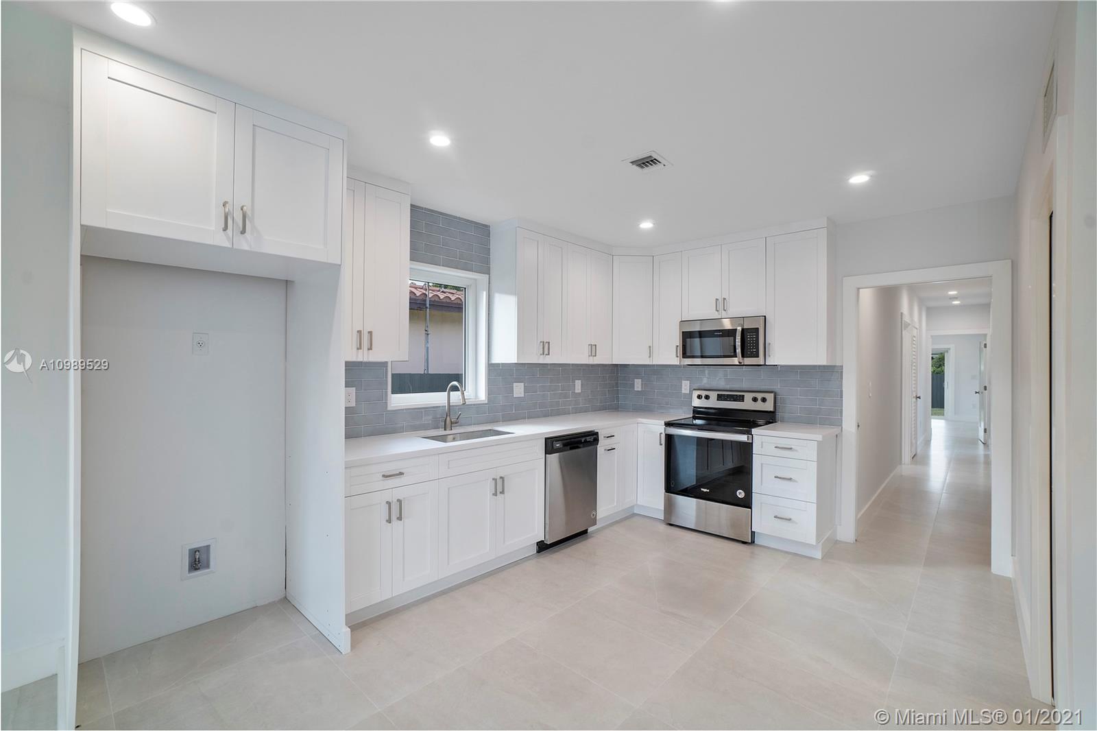 See details / 1594 sq. ft. $ 2021-01-26 0 Photo