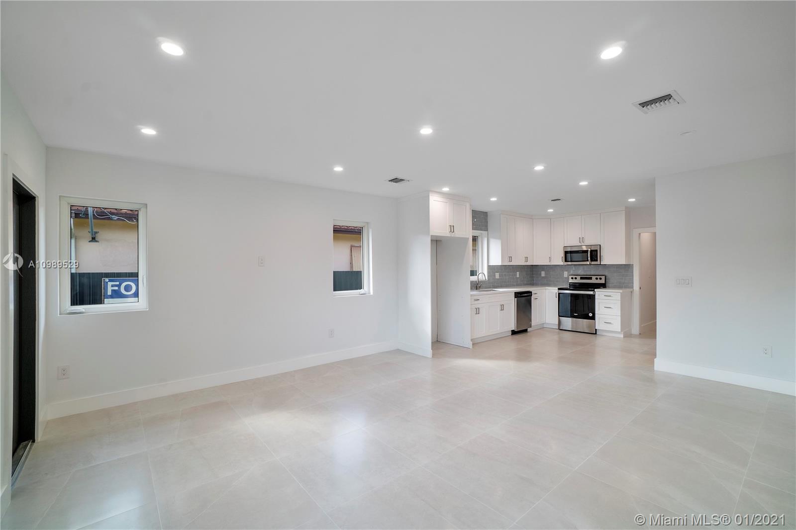 See details / 1594 sq. ft. $ 2021-01-26 0 Photo