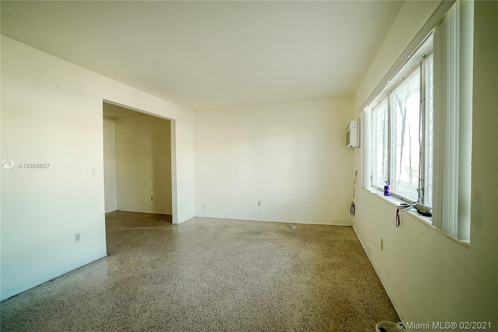 See details / 3337 sq. ft. $ 2021-01-26 0 Photo
