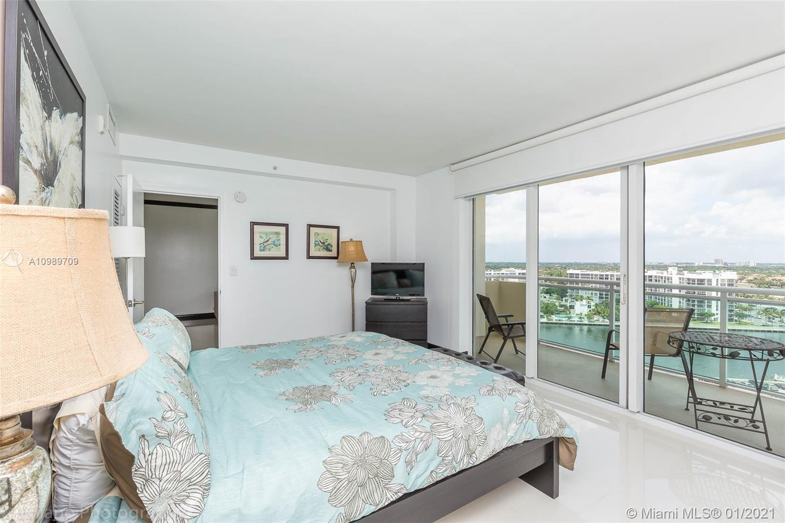 Photo of 3001 Ocean Dr #1443, Hollywood, Florida, 33019 -